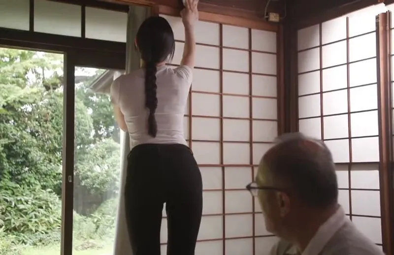 clip sex suzie,xclassvn xxx,sex hayvl Chồng yêu vỡ nợ, người vợ đến nhà thầy giáo cũ làm giúp việc thì gặp dê cụ